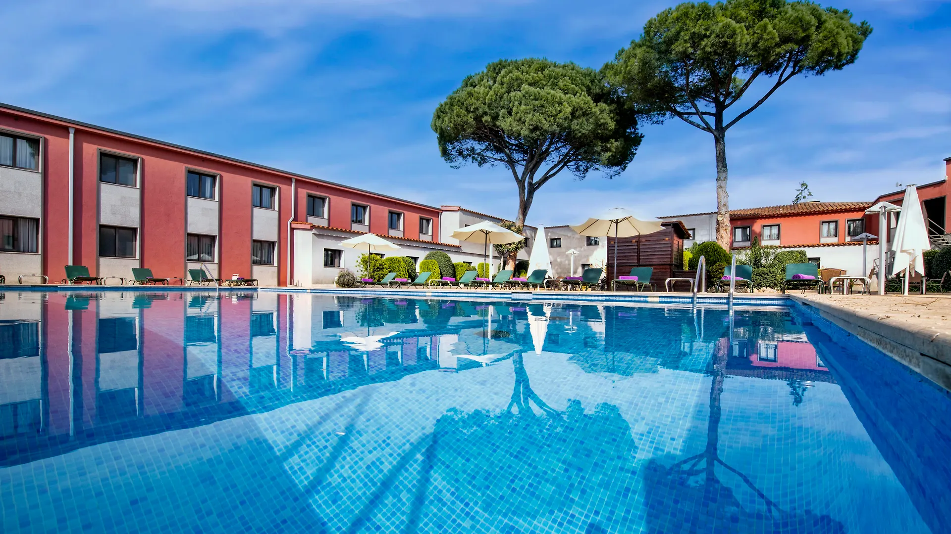 Salles Hotel Aeroport De Girona Riudellots de la Selva